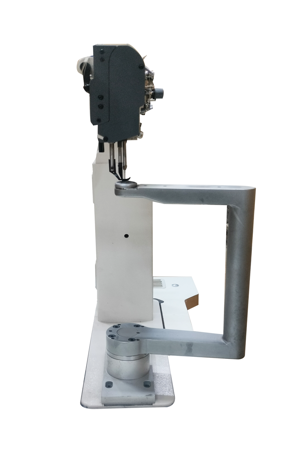 Compound Feed Lockstitch Sewing Machine with Pneumatic Foot Lifter & Bartacking