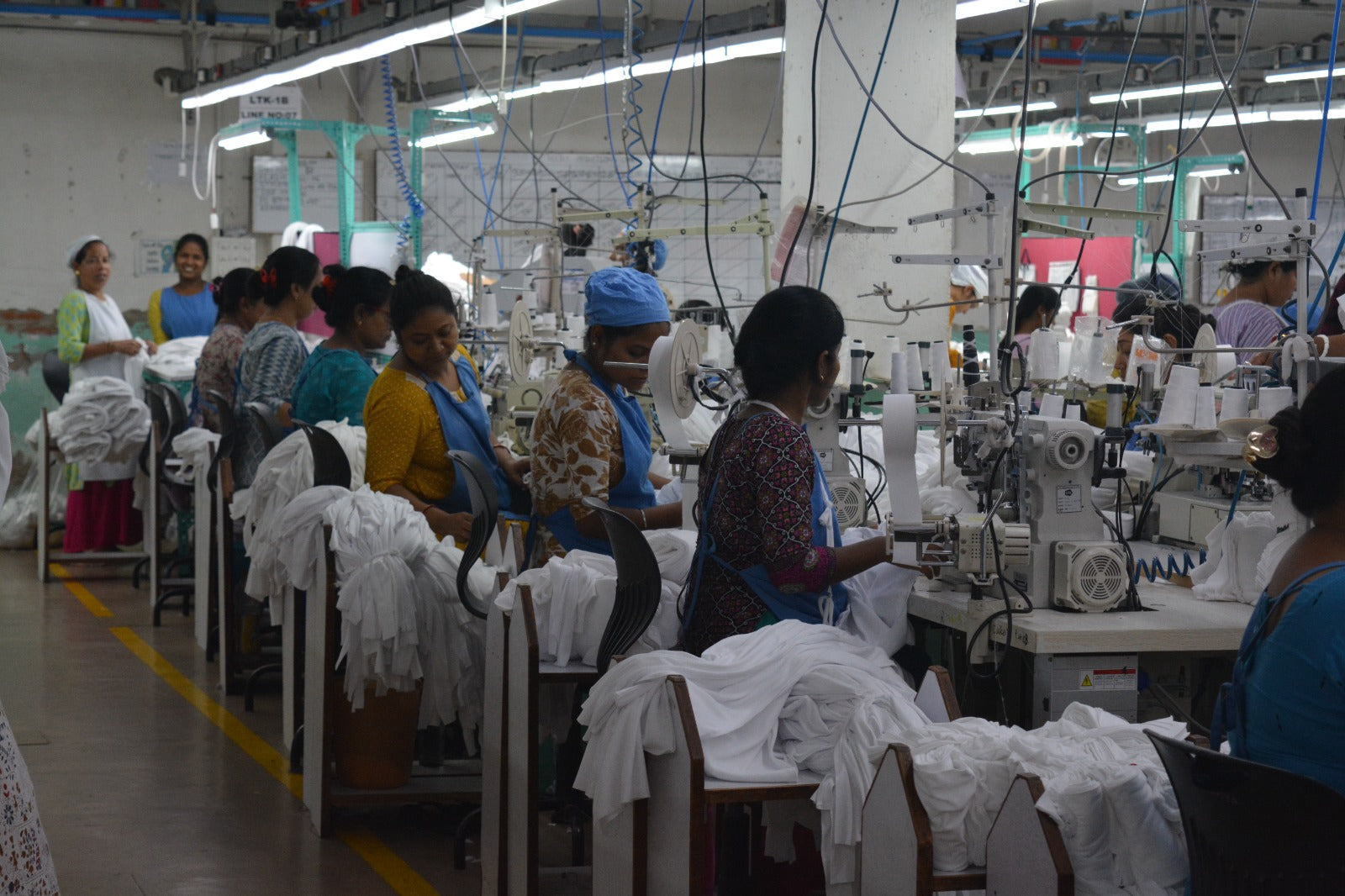 Automation in Garment Manufacturing: Enhancing Efficiency and Quality