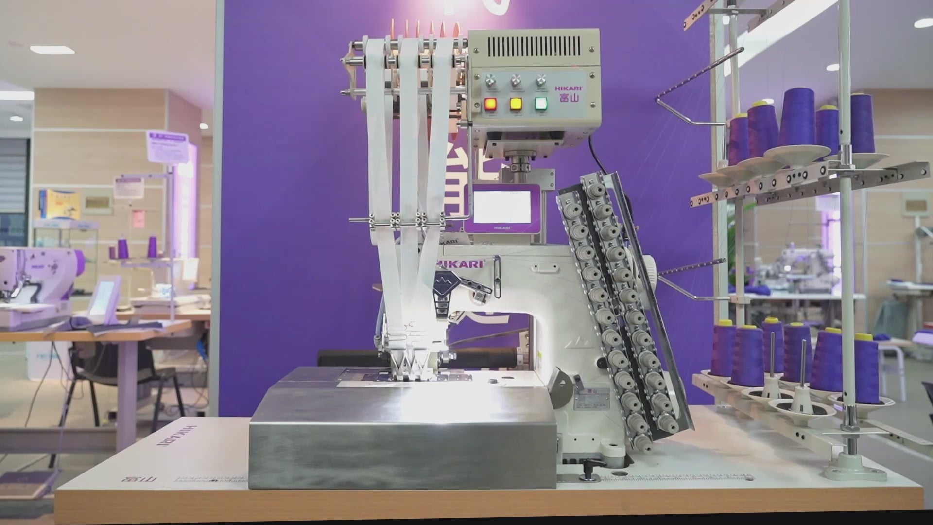 Precision strap feeding with HSAT-K7A Hikari sewing machine